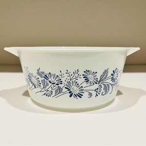 Pyrex Vintage Colonial Mist Casserole Dish